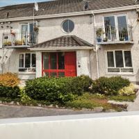 Oranmore Apartment on the Wild Atlantic Way，位于奥兰莫尔戈尔韦机场 - GWY附近的酒店