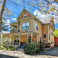 Blooming Inn Shelburne Falls，位于Shelburne Falls的酒店