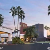 福朋喜来登酒店图森机场店，位于土桑图森国际机场 - TUS附近的酒店