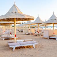 The Grand Hotel, Hurghada，位于赫尔格达旅游海滨大道区的酒店