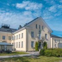 Hyvärilä Youth- and Holiday Centre，位于努尔梅斯的酒店