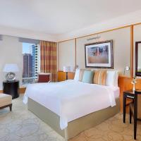 Ritz Carlton Residences DIFC Downtown Dubai，位于迪拜杂贝尔的酒店