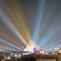 Falcon pyramids inn，位于开罗吉萨的酒店