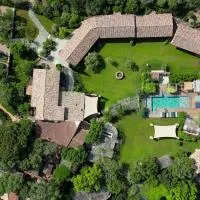 Domaine Pozzo di Mastri hôtel & spa，位于菲加里的酒店