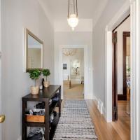 STYLISH AND SPACIOUS 2ND Flr 2 BR VICTORIAN HOME，位于旧金山Hayes Valley的酒店
