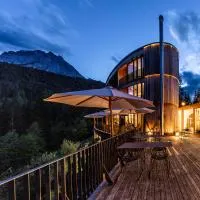 Hotel Arnica Scuol - Adults Only，位于施库尔的酒店