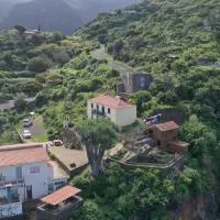 Casas las Gemelas VIEWPOINT!，位于Garafía的酒店