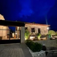 Apartamentos Rurales El Pedregoso，位于Alarilla的酒店