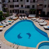 Elmi Beach Hotel & Suites，位于赫索尼索斯的酒店
