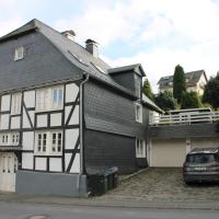 Ferienhaus Winterberg für 12 Personen Sauna Garten Garage Hund，位于温特贝格Silbach的酒店