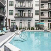 Luxury Condo in Ybor City Tampa w/Pool access，位于坦帕Ybor City的酒店