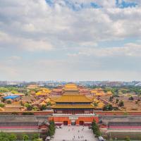 East Sacred Hotel--Very near Beijing Tiananmen Square ,the Forbidden City,The temple of heaven ,3 minutes walk from Wangfujing Subway St,Located in the center of Beijing,Provide tourism services,Newly renovated hotel-Able to receive foreign guests，位于北京王府井的酒店
