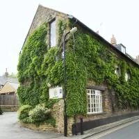 The Poplars Moulton，位于Moulton的酒店