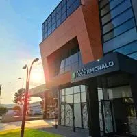 Hotel Emerald，位于莫斯塔尔的酒店