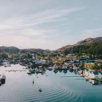 纳塔尔蒙假日公园，位于Kalvåg的酒店