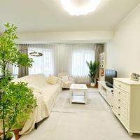 135m2 new apartment 5 rooms with airport pickup，位于乌兰巴托Sansar的酒店