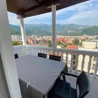 Studio apartment in the city center, Budva，位于Komoševina的酒店