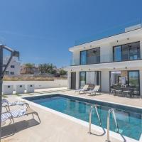 Trinity Villa，位于帕拉利米尼的酒店