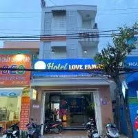 Love Family Hotel，位于Ấp Bình Hưng的酒店