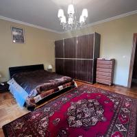 Spacious rooms in peaceful Jelgava area，位于叶尔加瓦的酒店