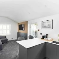 Stunning new fully renovated flat in Marazion,位于马拉扎恩的酒店