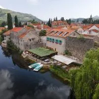 Hotel Restoran Humsko,位于特雷比涅的酒店