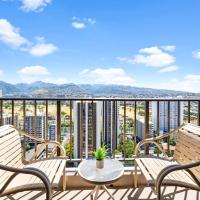 Stunning Mountain View Condo, Near Beach with Parking，位于檀香山的酒店