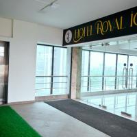 Hotel Royal Ican Sindhu Bhavan Road，位于艾哈迈达巴德Thaltej的酒店