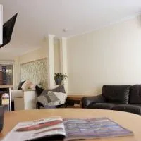 Marengo Beach Studio 4,位于Marengo的酒店