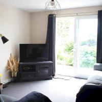 Pass the Keys Pet friendly Garden flat in Carmarthen