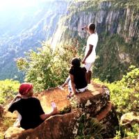 10 guest stay in the mountains of Nyanga!，位于Juliasdale的酒店