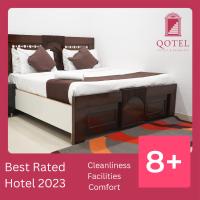 Qotel Hotel Peeragarhi-Near Peeragarhi metro Station,Couple Friendly，位于新德里西德里的酒店