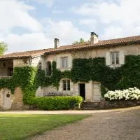 LA CROIX DES GRANGES，位于Chapdeuil的酒店
