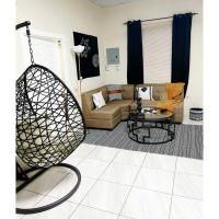 Cozy 2 bedroom Home 10 min from Airport，位于San Luis萨尔瓦多国际机场 - SAL附近的酒店