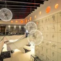 罗兹希尔顿逸林酒店，位于罗兹的酒店