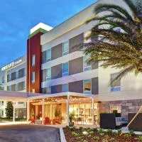 Home2 Suites By Hilton Daytona Beach Speedway，位于代托纳海滩代托纳比奇机场 - DAB附近的酒店