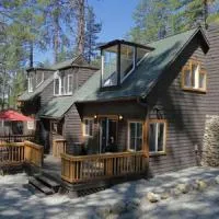 Hobbit House - Charming In Town,位于爱德怀的酒店