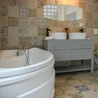 Hotel Vegas Negreni，位于Negreni的酒店