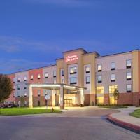 Hampton Inn & Suites Columbus Scioto Downs，位于哥伦布Rickenbacker International Airport - LCK附近的酒店