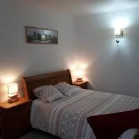 chez Zabou chambre Suzannaise,位于Sainte-Suzanne的酒店