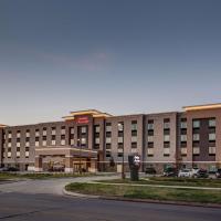 Hampton Inn & Suites-Wichita/Airport, KS，位于威奇托威奇托中大陆机场 - ICT附近的酒店