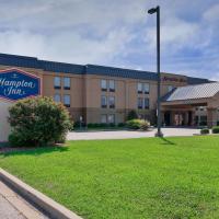 马里恩汉普顿酒店，位于马里恩Williamson County Regional Airport - MWA附近的酒店