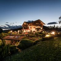 Alpin Boutique Villa Gabriela - Adults Only，位于卡斯特尔罗托的酒店