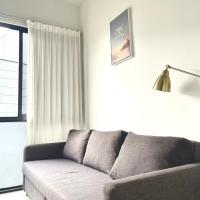 2 BR with city view near Subway in central，位于新加坡加冷的酒店