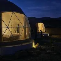 Jabal shams domes，位于Sa‘ab Banī Khamīs的酒店