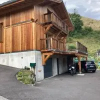 Un studio dans notre chalet，位于La Plagne Tarentaise的酒店