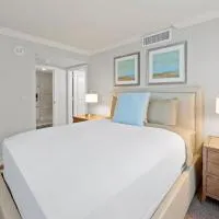 Marco Beach Ocean Suites，位于马可岛的酒店