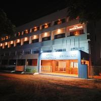 HOTEL PRITAM PARK，位于JālgaonJalgaon Airport - JLG附近的酒店