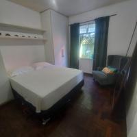 Quarto tranquilo e familiar no leblon - Quiet family room in leblon，位于里约热内卢Gavea的酒店