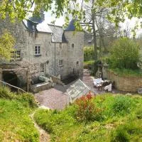 Normandieheritage14 Moulin de la Bretonnière - OMAHA BEACH DDAY Tour Guide E-bike,位于Aignerville的酒店